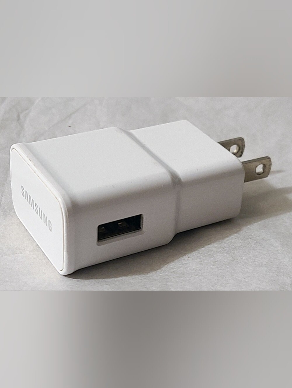 Samsung - AC to USB-A Wall Power Travel Adapter Charger (5.3V-2.0A)